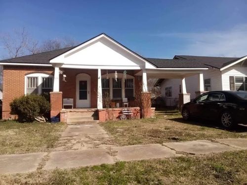 904 Cherry St, Ada, OK, 74820-8130 | Card Image