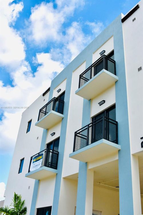 apt-7-29 Palmetto Dr, Miami Springs, FL, 33166-5993 | Card Image