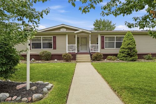 445 Pin Oak Cir, Elyria, OH, 44035-8923 | Card Image
