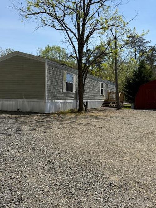 1281 Lawrence Smith Rd, Hayesville, NC, 28904-6019 | Card Image