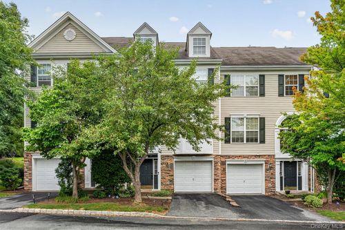 7 Gillian Ct, Monroe, NY, 10950-4944 | Card Image
