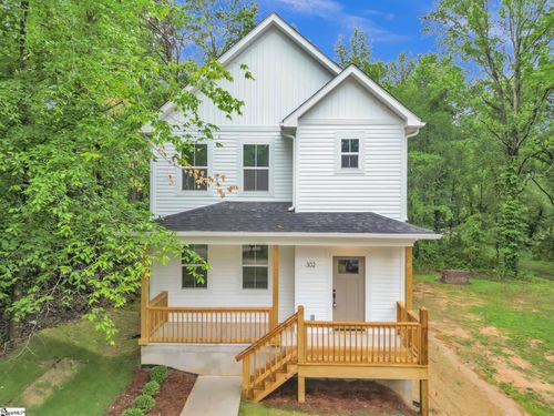 302 Satterfield Dr, Greenville, SC, 29611-7828 | Card Image