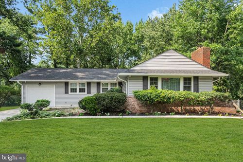 100 Mansfield Blvd S, CHERRY HILL, NJ, 08034-3611 | Card Image