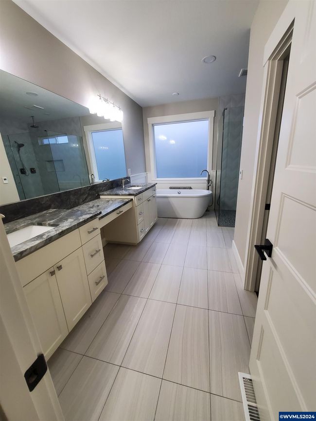 5299 Davis St Se, House other with 4 bedrooms, 3 bathrooms and null parking in Turner OR | Image 30