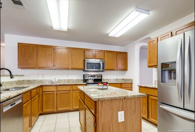 11323 Newkirk, House other with 4 bedrooms, 3 bathrooms and null parking in Helotes TX | Image 10