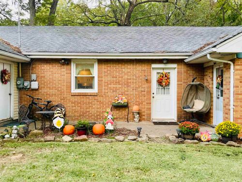 3145 Saint Phillips Rd S, Mount Vernon, IN, 47620-9650 | Card Image