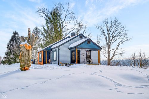 539 E Washington St, Morgantown, IN, 46160-9786 | Card Image