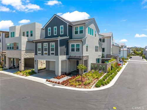 200 Newton, Lake Forest, CA, 92630-8479 | Card Image