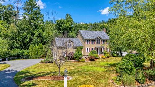 55 Blackberry Hill Rd, Wrentham, MA, 02093-1883 | Card Image