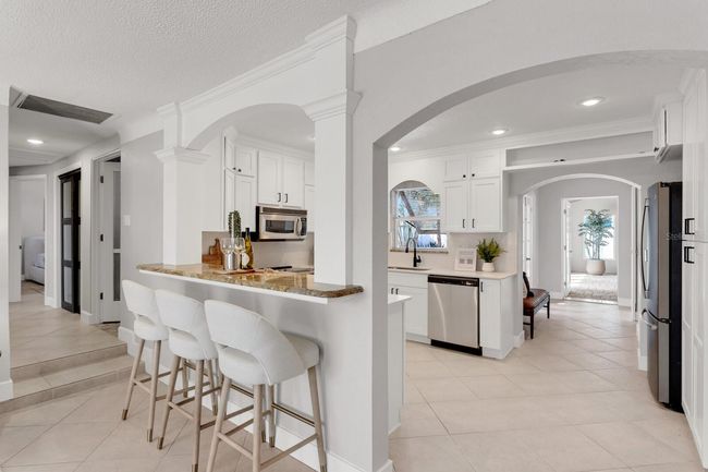 2740 E Vina Del Mar Blvd, House other with 4 bedrooms, 2 bathrooms and null parking in ST PETE BEACH FL | Image 9