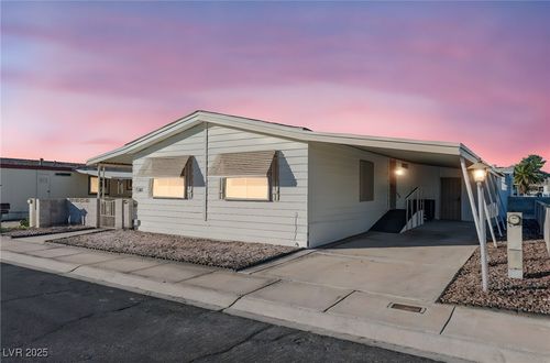 3361 Gulf Shores Dr, Las Vegas, NV, 89122-3967 | Card Image