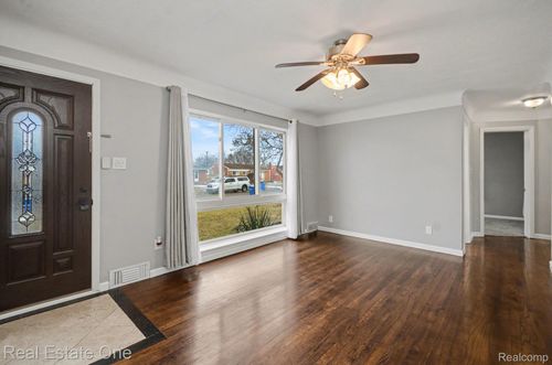 25520 Marilyn Ave, Warren, MI, 48089-1306 | Card Image