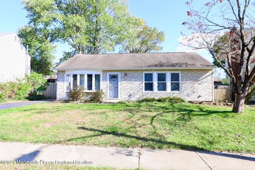 17 Commodore Ct, Barnegat, NJ, 08005-1411 | Card Image