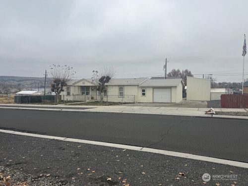 34 Ginkgo St N, Soap Lake, WA, 98851-9103 | Card Image