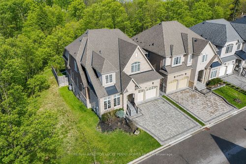 15 Tralee Crt, Markham, ON, L6C0V1 | Card Image