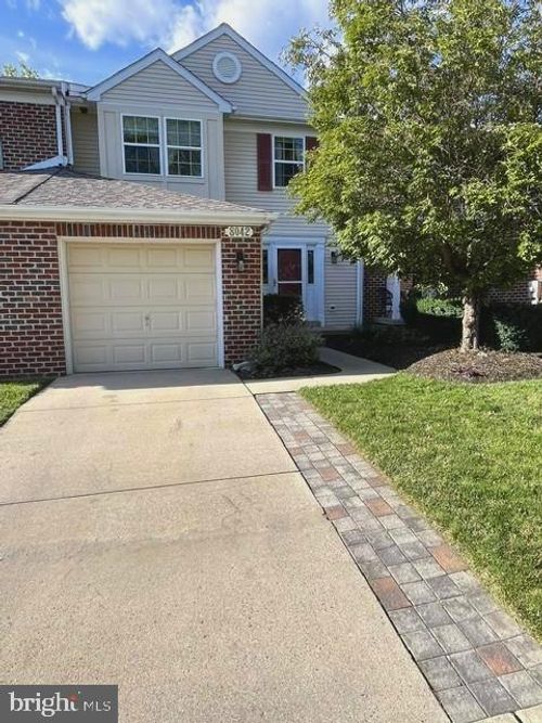 8042 Captains Ct, FREDERICK, MD, 21701-9345 | Card Image