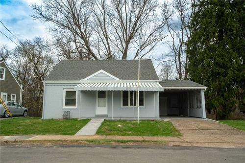 127 Carroll St, Aliquippa, PA, 15001-3901 | Card Image