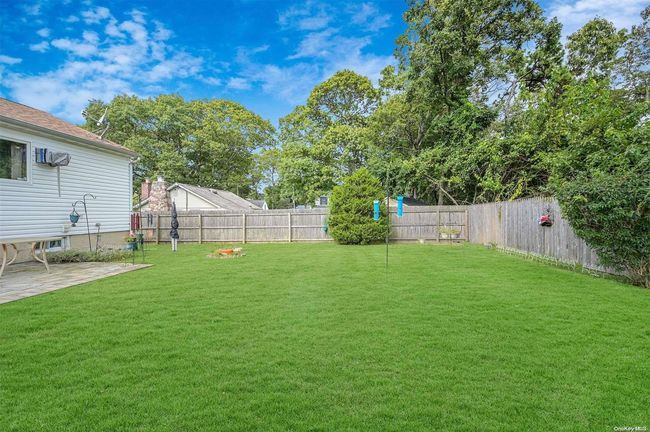 31 Cozzens Pl, House other with 3 bedrooms, 1 bathrooms and null parking in Patchogue NY | Image 19