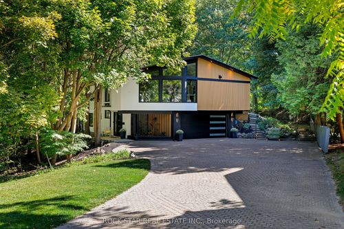 1113 Greenoaks Dr, Mississauga, ON, L5J3A1 | Card Image