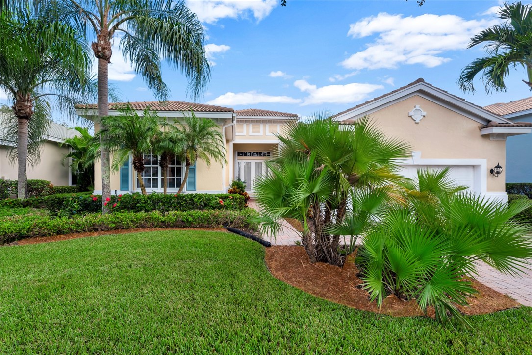 Island Club Sq, Vero Beach, FL 32963