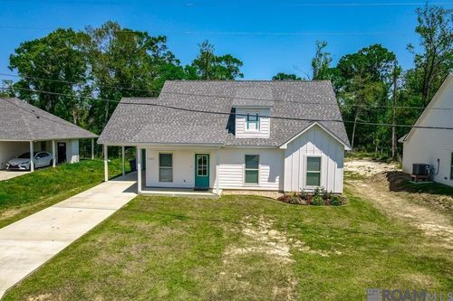7655 Kristene Ave, Zachary, LA, 70791-8243 | Card Image