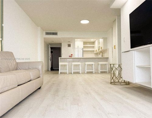 apt-2403-3140 S Ocean Dr, Hallandale Beach, FL, 33009-7254 | Card Image