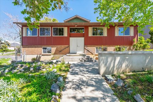 11 Clark Ln, Elk Ridge, UT, 84651-4501 | Card Image