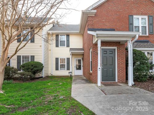 9427 S Vicksburg Park Ct, Charlotte, NC, 28210-7756 | Card Image