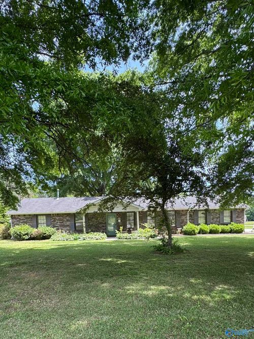 1861 New Center Rd, Hartselle, AL, 35640-5640 | Card Image