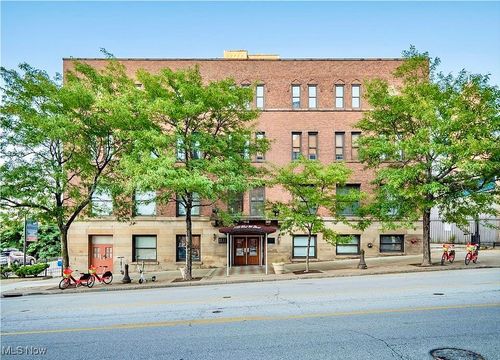 apt-103-1133 W 9th St, Cleveland, OH, 44113-1072 | Card Image