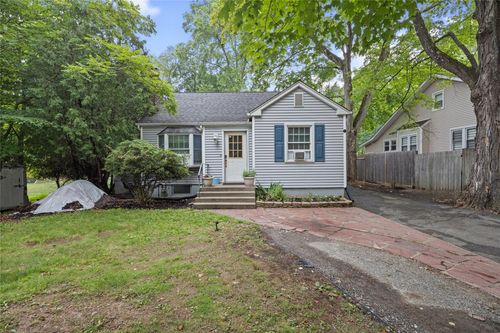 228 Saddle River Rd, Airmont, NY, 10952-4610 | Card Image