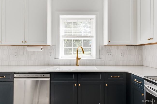 Kitchen featuring brass finishes | Image 18