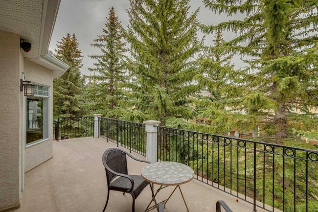 23 Prominence Point Sw, Home with 2 bedrooms, 2 bathrooms and 4 parking in Calgary AB | Image 32