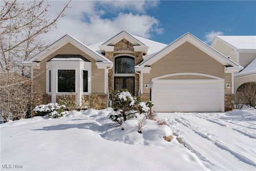 2501 Fairwood Ct, Beachwood, OH, 44122-1771 | Card Image