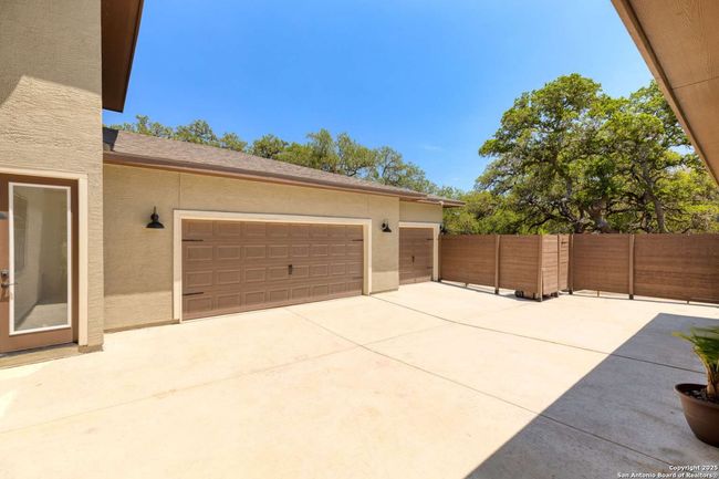 118 Madrone Trl, House other with 5 bedrooms, 5 bathrooms and null parking in Boerne TX | Image 9