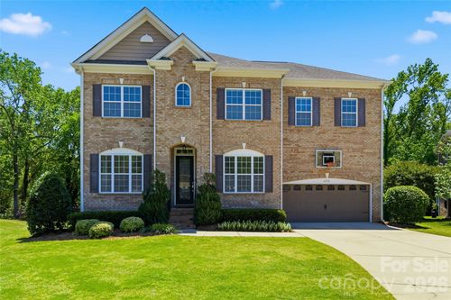 6526 Saint John Ln, Charlotte, NC, 28210-7060 | Card Image