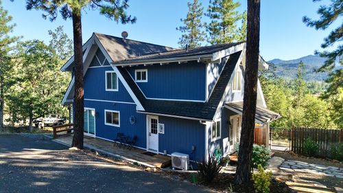 640 Sarma Dr, Shady Cove, OR, 97539-8705 | Card Image
