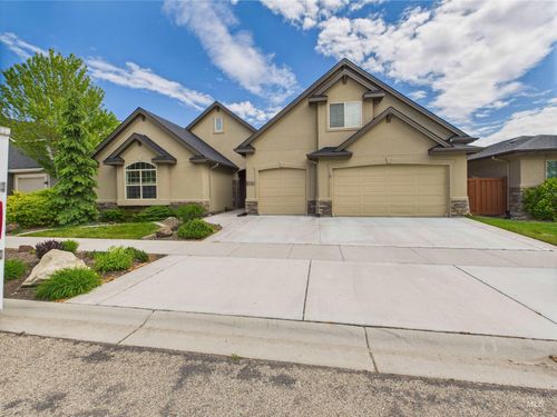 9389 W Wildbranch Dr, Star, ID, 83669-5965 | Card Image