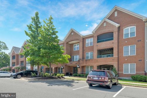 apt-108-7065 Heritage Hunt Dr, GAINESVILLE, VA, 20155-3160 | Card Image