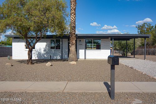 7149 E Freestone Dr, Tucson, AZ, 85730-3710 | Card Image