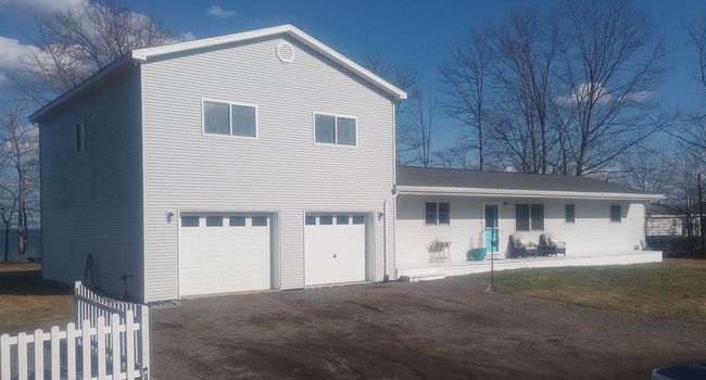 7166 Lighthouse Rd, House other with 3 bedrooms, 4 bathrooms and null parking in Port Hope MI | Image 6