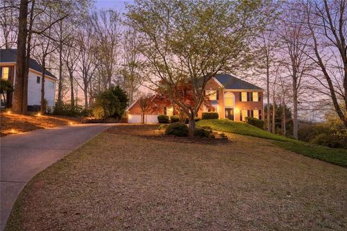 6450 Oak Valley Dr, Cumming, GA, 30040-6487 | Card Image
