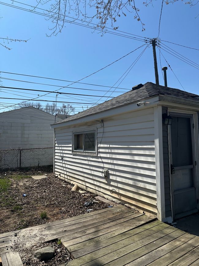 8646 Studebaker Ave, House other with 1 bedrooms, 1 bathrooms and null parking in Warren MI | Image 9