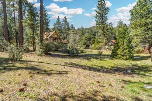 2209 Cypress Way, Pine Mountain Club, CA, 93222 | Card Image