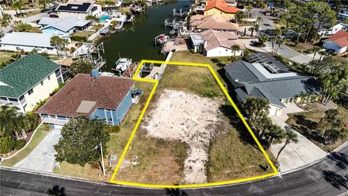 4157 Perry Pl, NEW PORT RICHEY, FL, 34652-3159 | Card Image