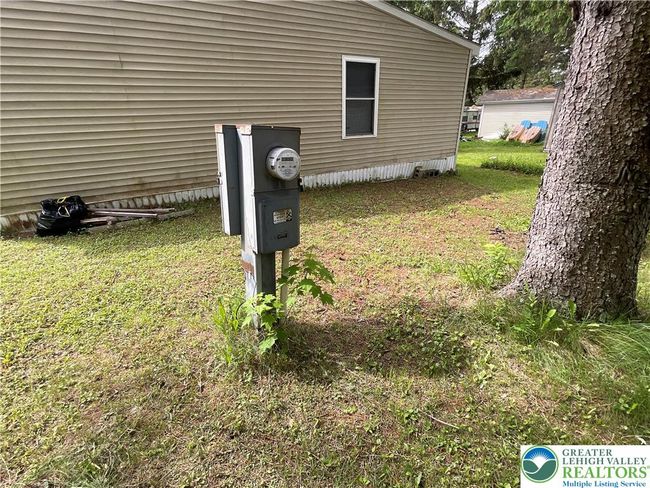 321 Campstead Cir, House other with 2 bedrooms, 2 bathrooms and null parking in Blakeslee PA | Image 35