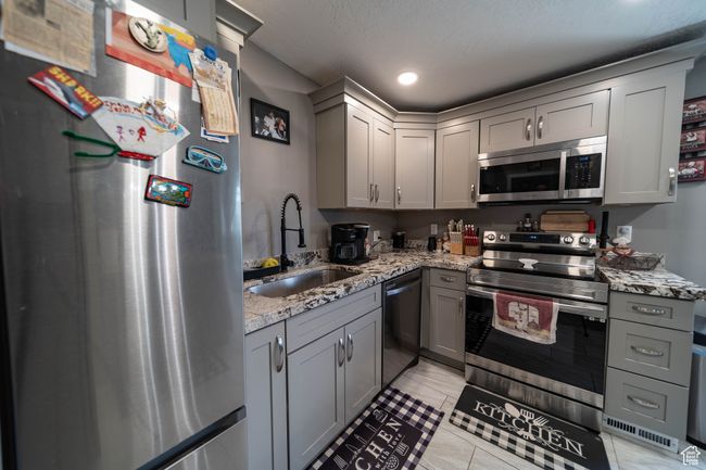 615 E 300 N, House other with 3 bedrooms, 2 bathrooms and 1 parking in Price UT | Image 5