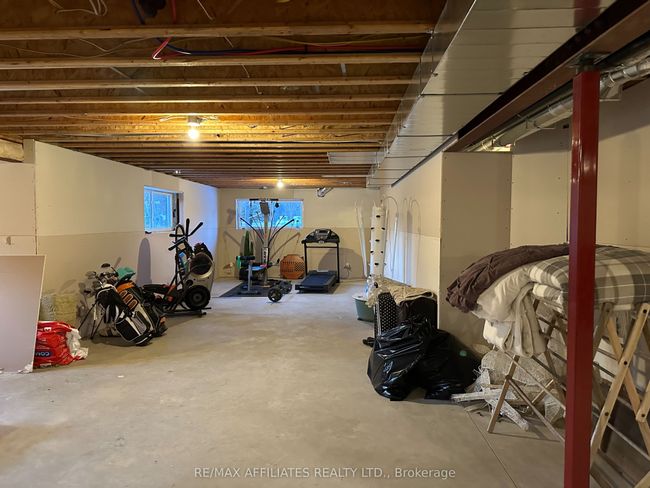 23 Tudor Cir, House other with 3 bedrooms, 3 bathrooms and 6 parking in Lombardy ON | Image 36