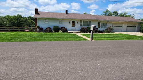 8151 Township Road 68 Nw, Somerset, OH, 43783-9690 | Card Image