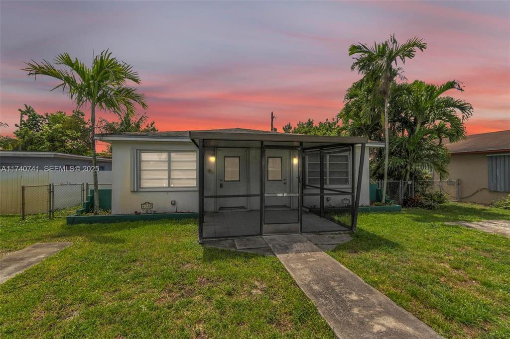 Residential Lease in Hollywood 2